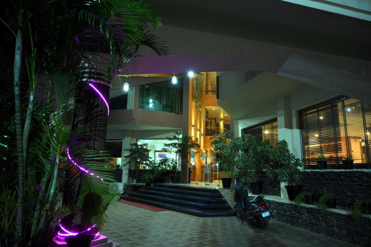 Hotel Devi Grand Katra  Dış mekan fotoğraf